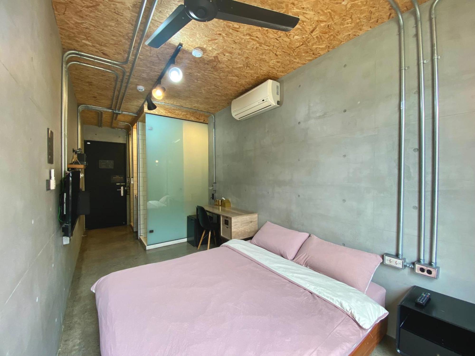 K. Gold Hotel Đài Trung Phòng bức ảnh
